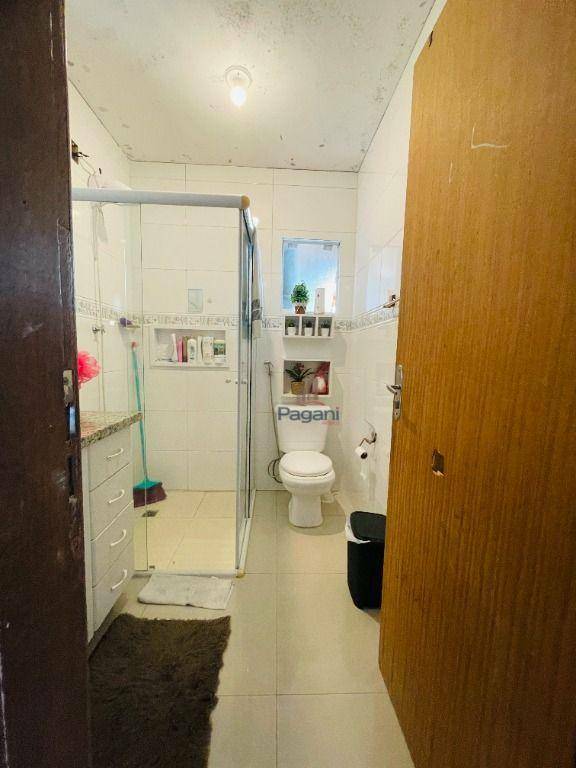 Casa à venda com 4 quartos, 286m² - Foto 15