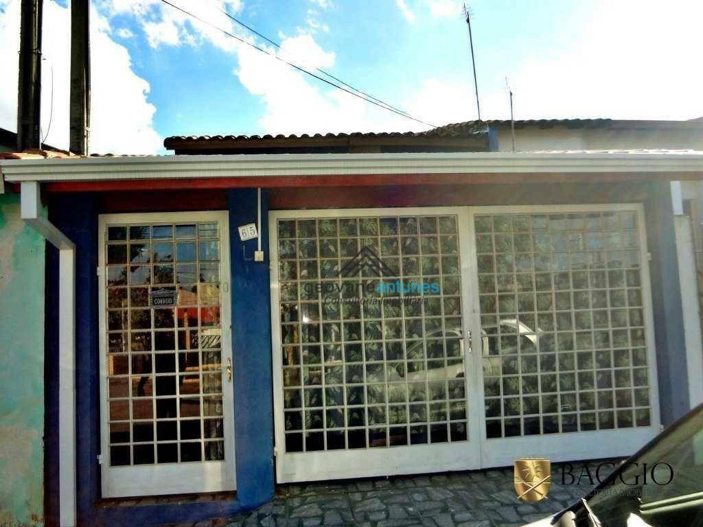 Casa à venda com 3 quartos, 110m² - Foto 1