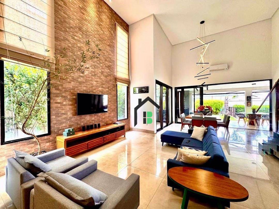 Casa de Condomínio à venda com 4 quartos, 333m² - Foto 1