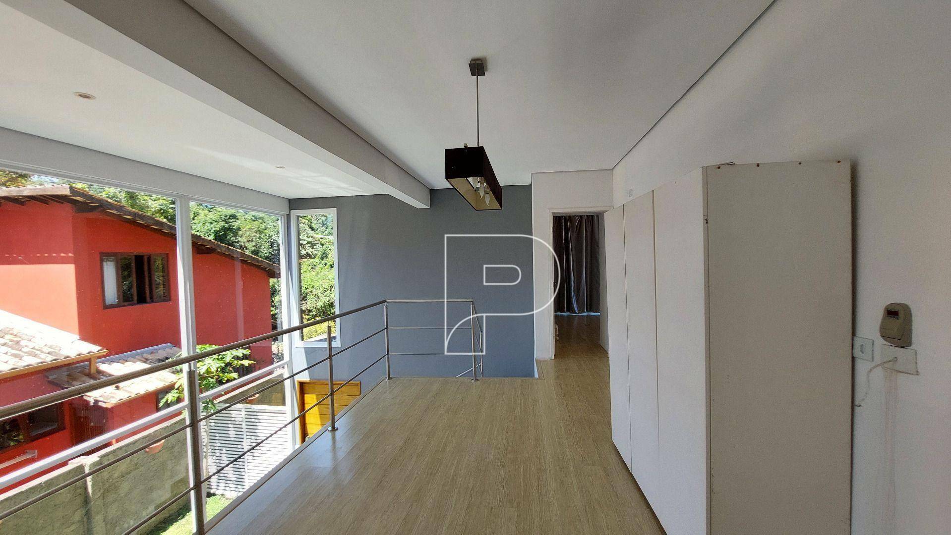 Casa à venda com 4 quartos, 306m² - Foto 30