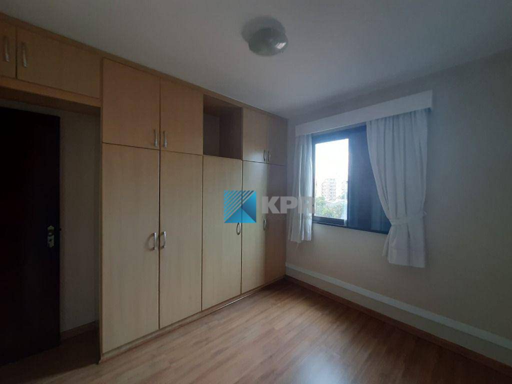 Apartamento para alugar com 3 quartos, 82m² - Foto 5