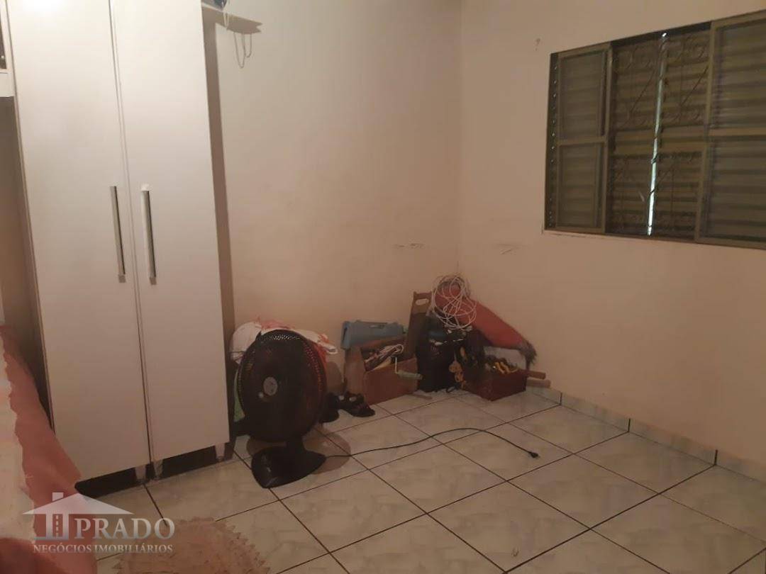 Casa à venda com 4 quartos, 198m² - Foto 15