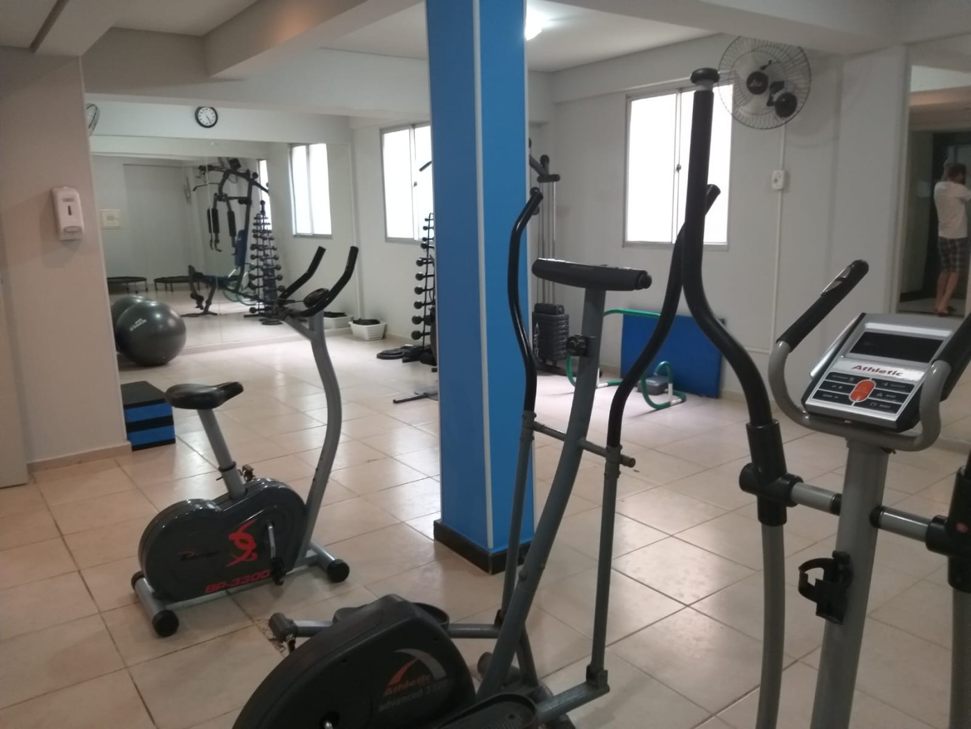 Apartamento à venda com 2 quartos, 47m² - Foto 25