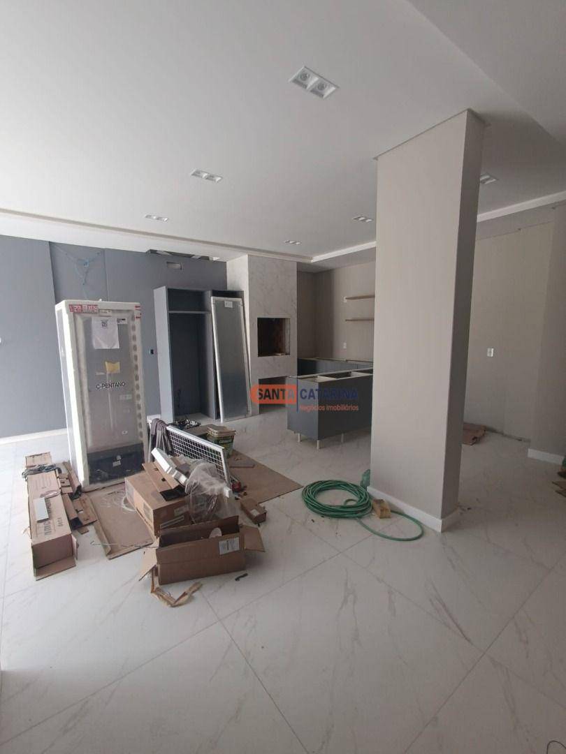 Apartamento à venda com 2 quartos, 79m² - Foto 10