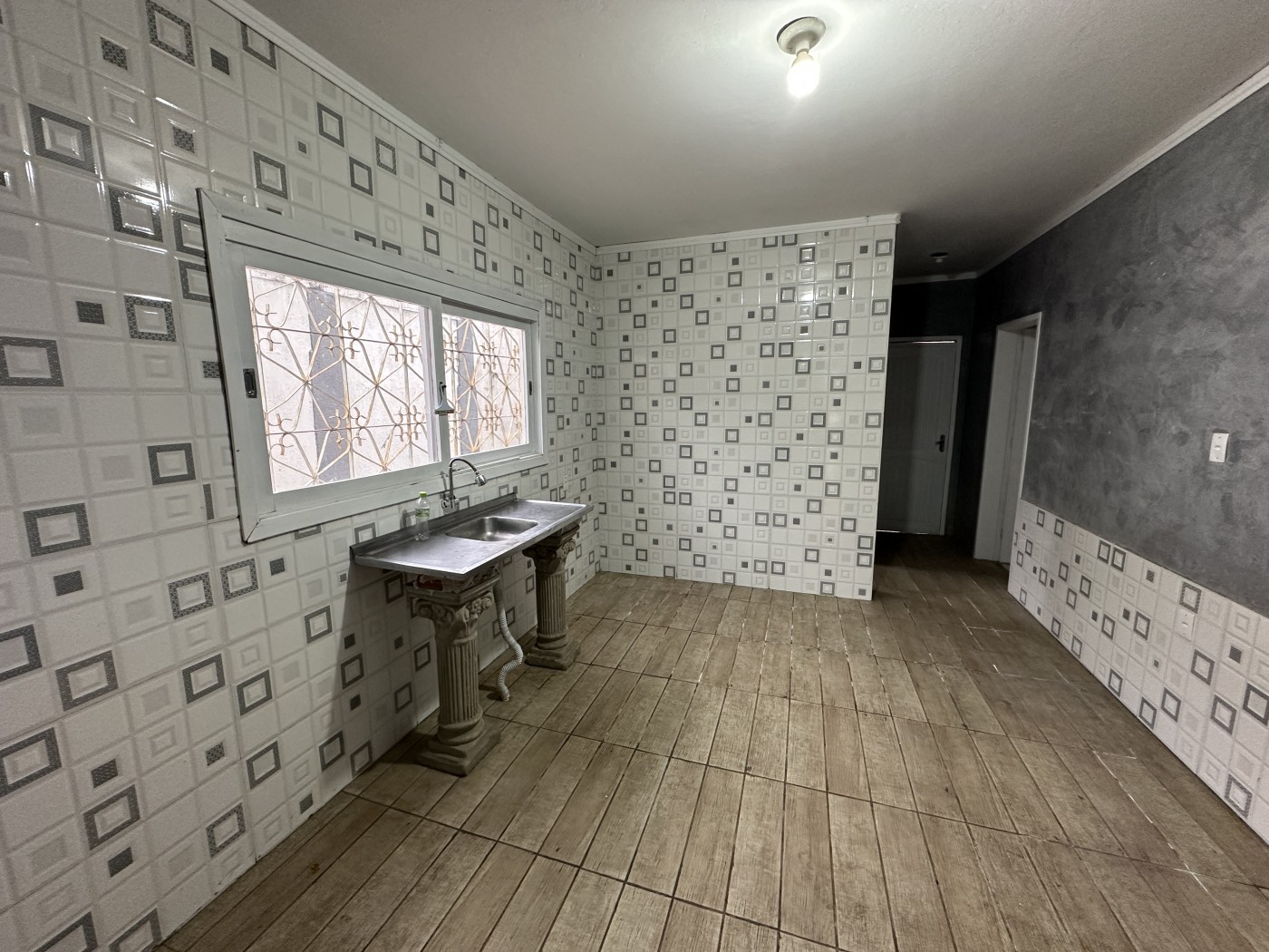 Casa à venda com 6 quartos, 333m² - Foto 4