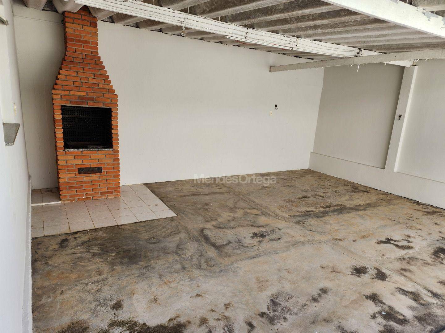 Casa à venda e aluguel com 2 quartos, 185m² - Foto 28