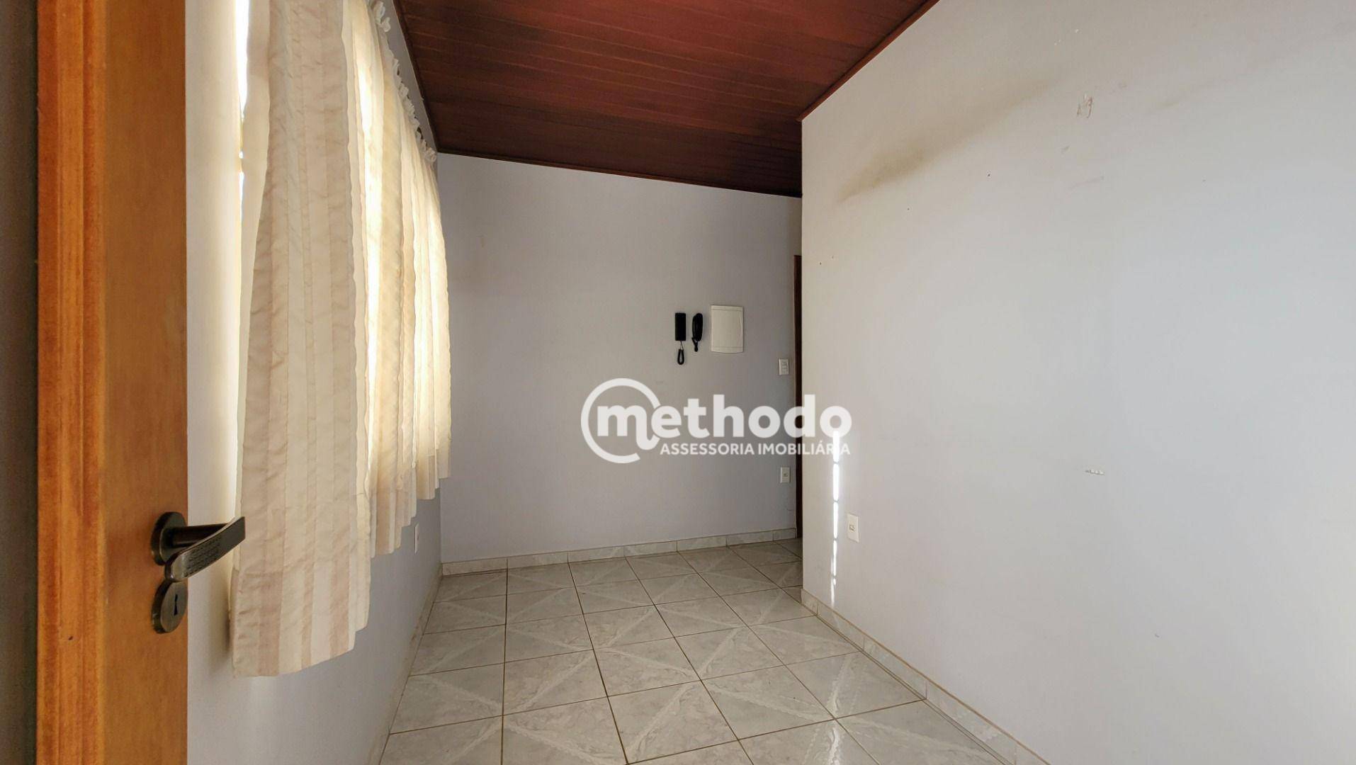 Casa à venda com 6 quartos, 250m² - Foto 28