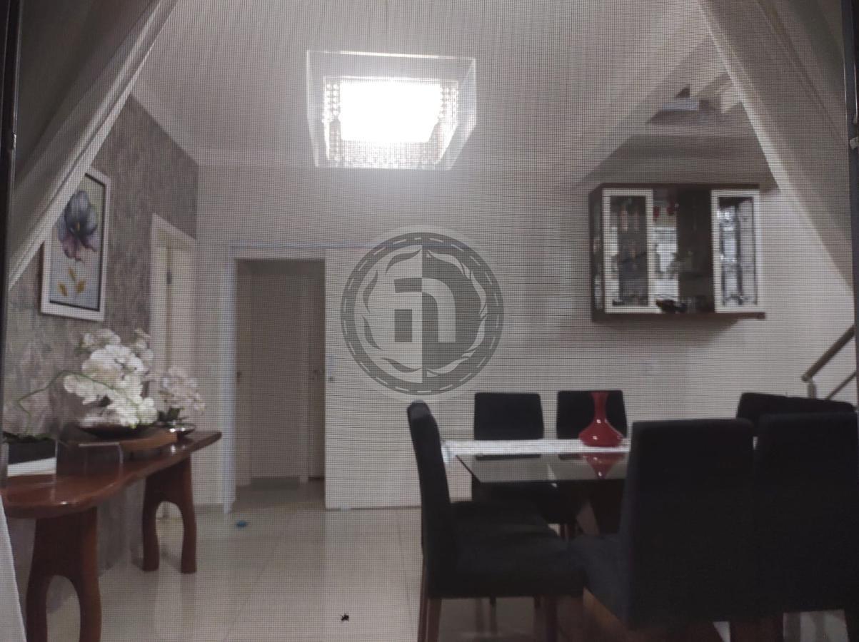 Casa de Condomínio à venda com 3 quartos, 194m² - Foto 17