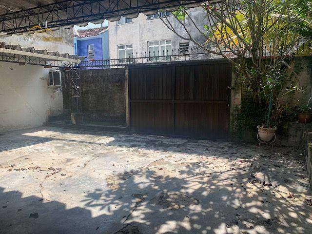 Casa à venda com 3 quartos, 600m² - Foto 3