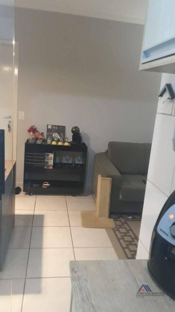 Apartamento à venda com 2 quartos, 49m² - Foto 3