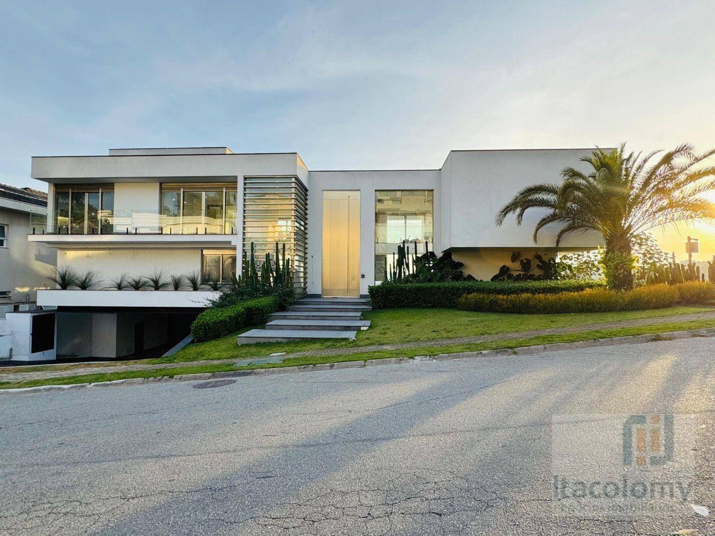 Casa de Condomínio à venda com 4 quartos, 1385m² - Foto 3