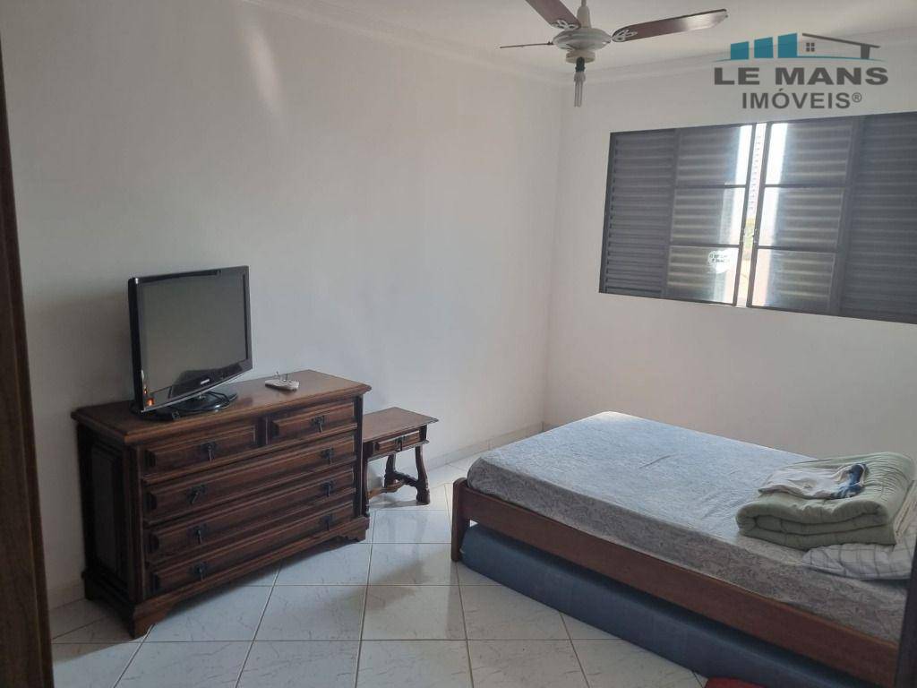 Apartamento à venda com 3 quartos, 110m² - Foto 13