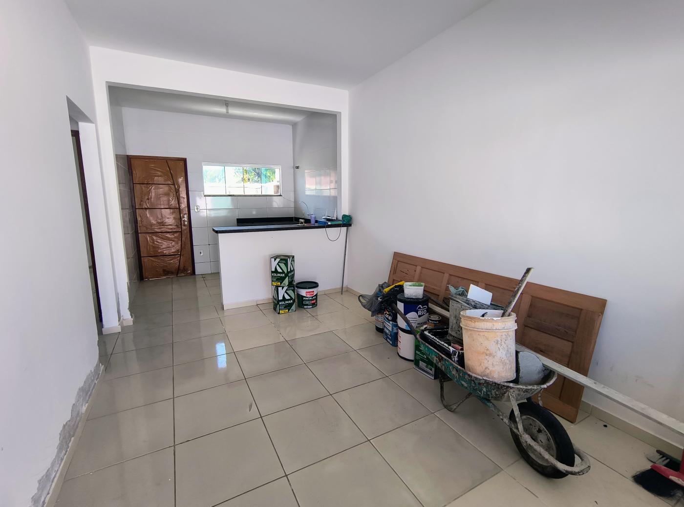 Casa à venda com 2 quartos, 200m² - Foto 2