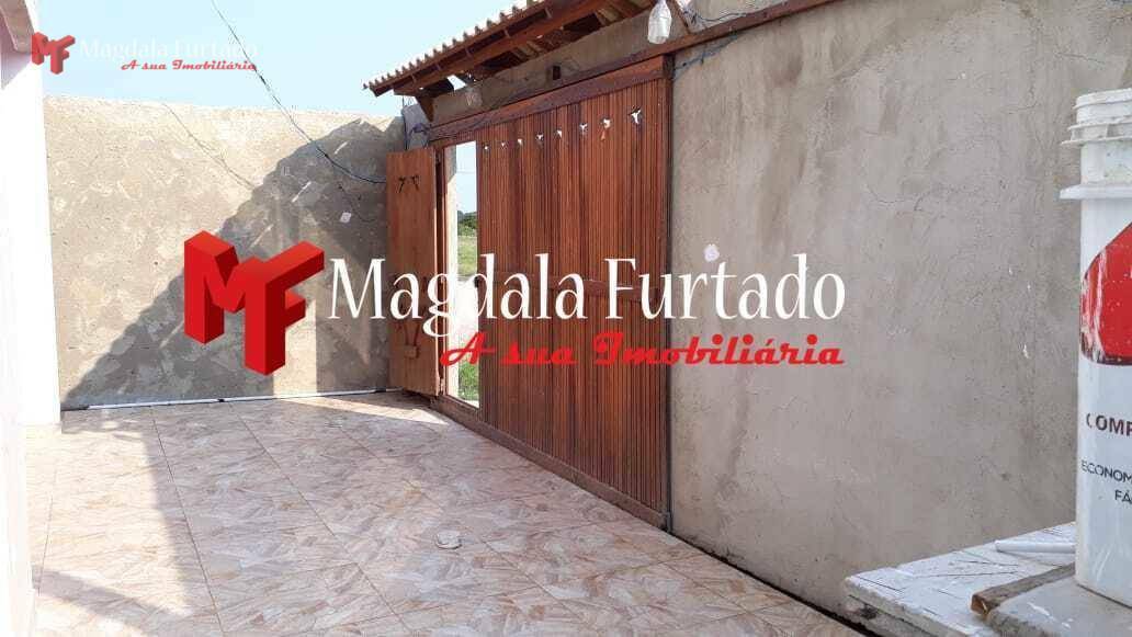 Casa à venda com 4 quartos, 121m² - Foto 4