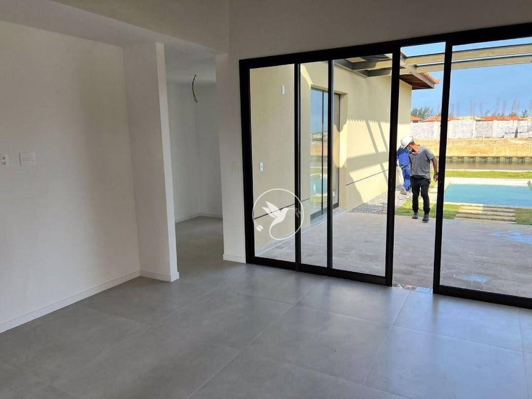 Casa de Condomínio à venda com 4 quartos, 173m² - Foto 10