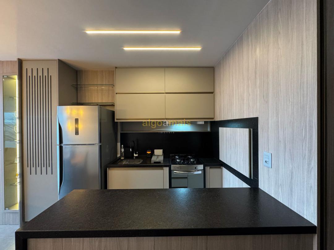 Apartamento à venda com 2 quartos, 75m² - Foto 4