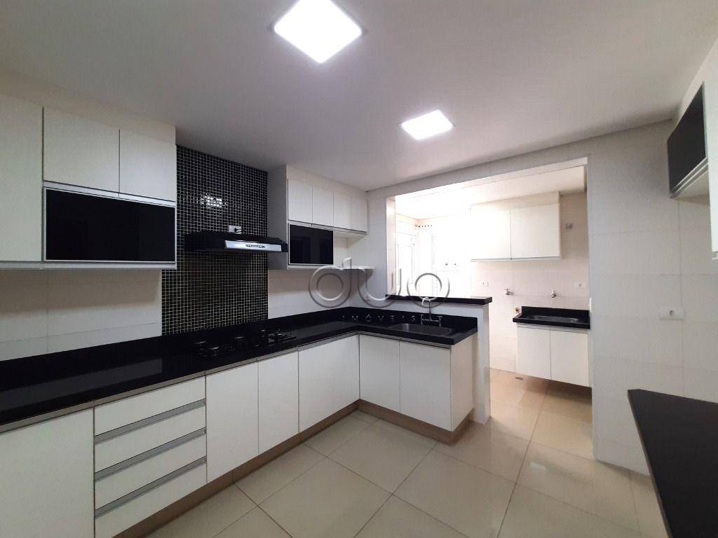 Apartamento para alugar com 3 quartos, 117m² - Foto 2