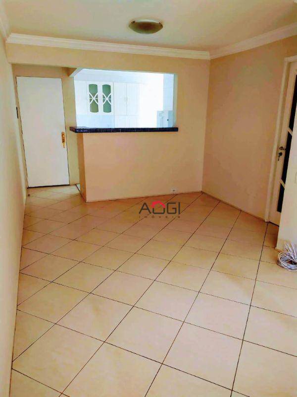 Apartamento à venda com 3 quartos, 74m² - Foto 8