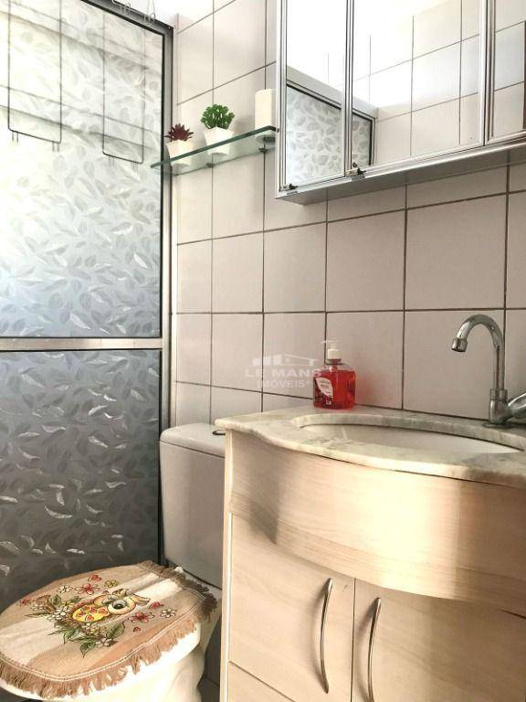 Apartamento à venda com 2 quartos, 48m² - Foto 12