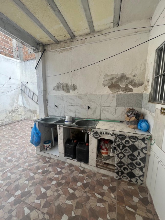 Casa para alugar com 3 quartos, 100m² - Foto 12