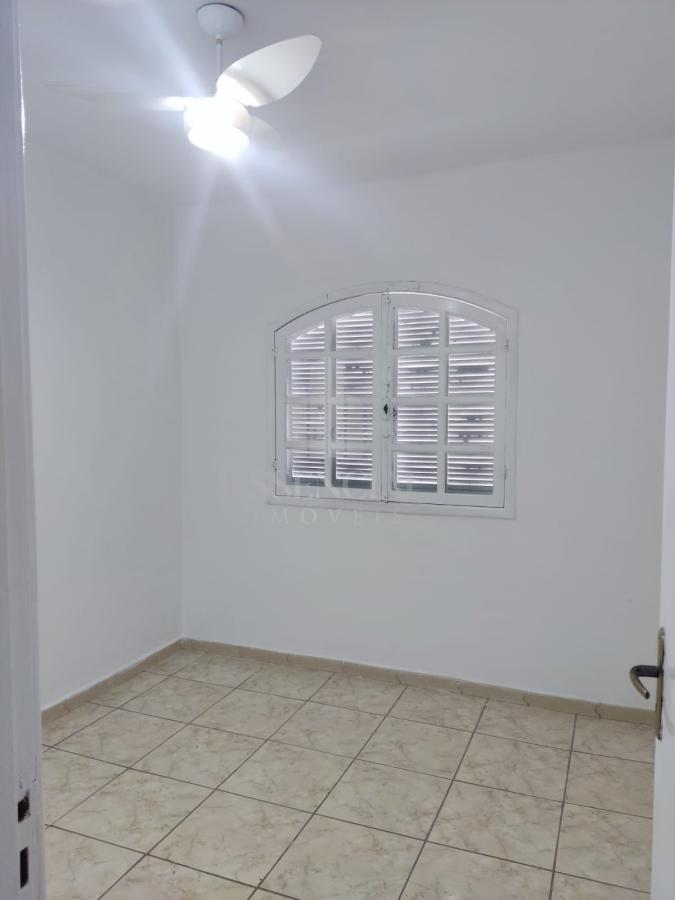 Casa para alugar com 4 quartos, 300m² - Foto 15