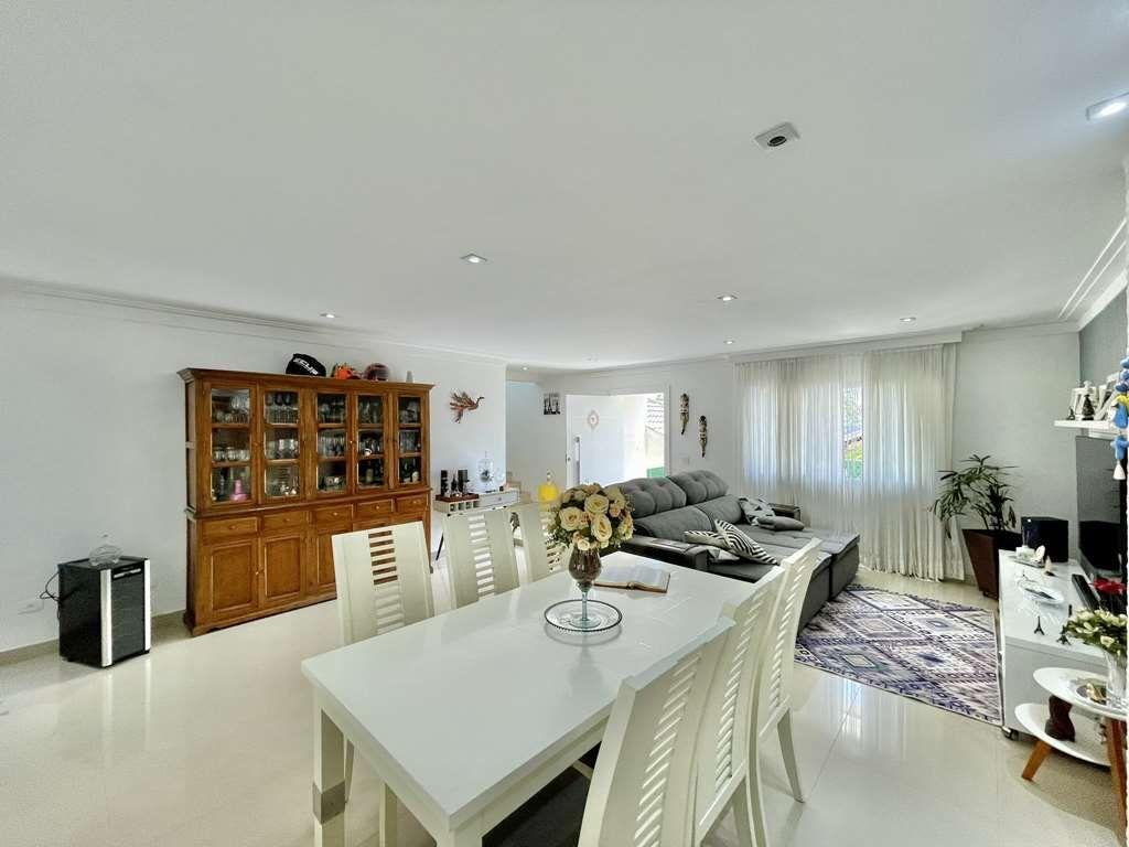 Sobrado à venda com 4 quartos, 287m² - Foto 11