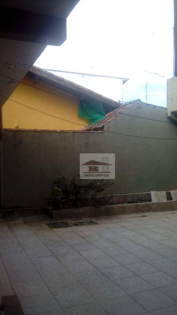 Sobrado à venda com 2 quartos, 137m² - Foto 24