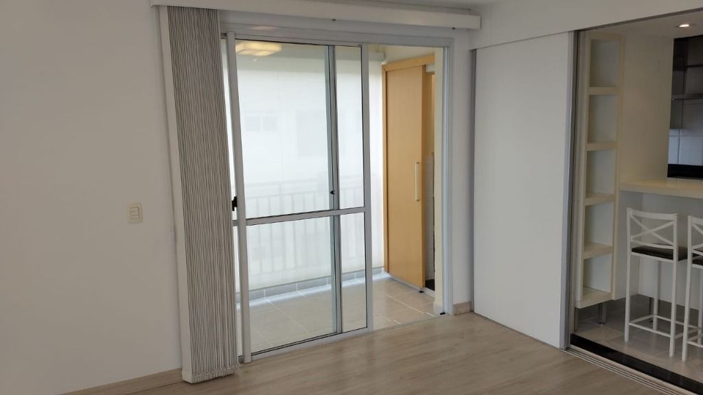 Apartamento à venda com 2 quartos, 85m² - Foto 13