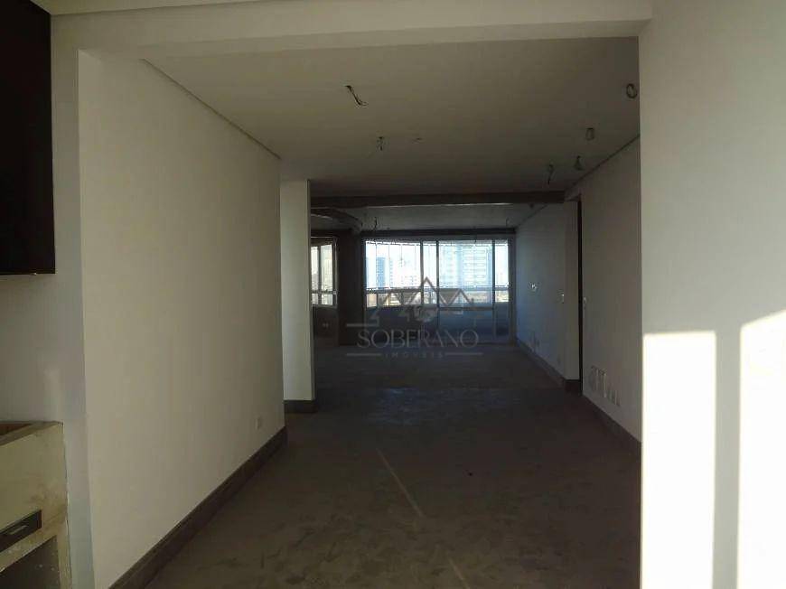 Apartamento à venda com 4 quartos, 227m² - Foto 3