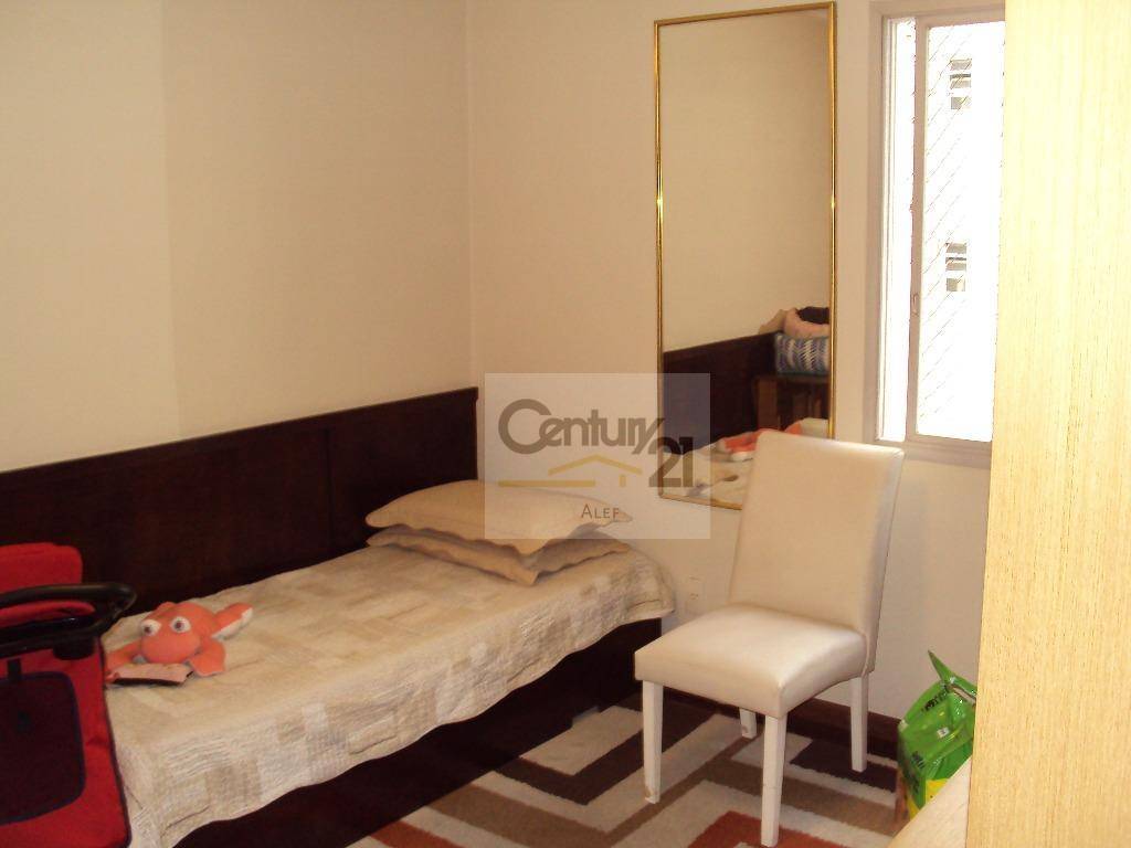 Apartamento à venda com 3 quartos, 220m² - Foto 13