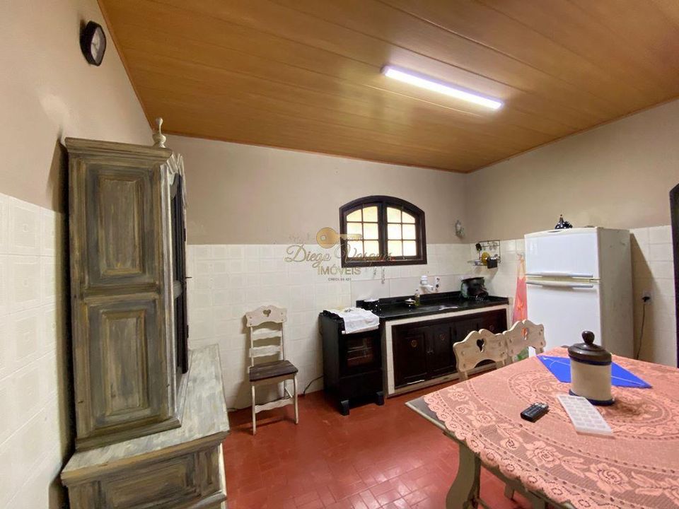 Casa à venda com 5 quartos, 1900m² - Foto 33