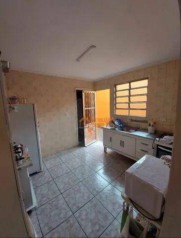 Casa à venda com 2 quartos, 125m² - Foto 4