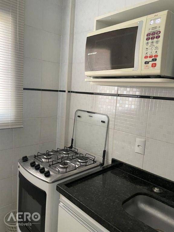 Apartamento para alugar com 1 quarto, 35m² - Foto 6