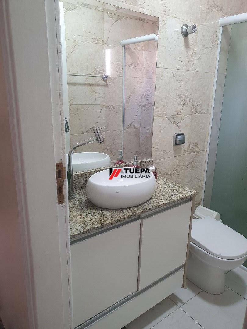 Apartamento à venda com 2 quartos, 68m² - Foto 2