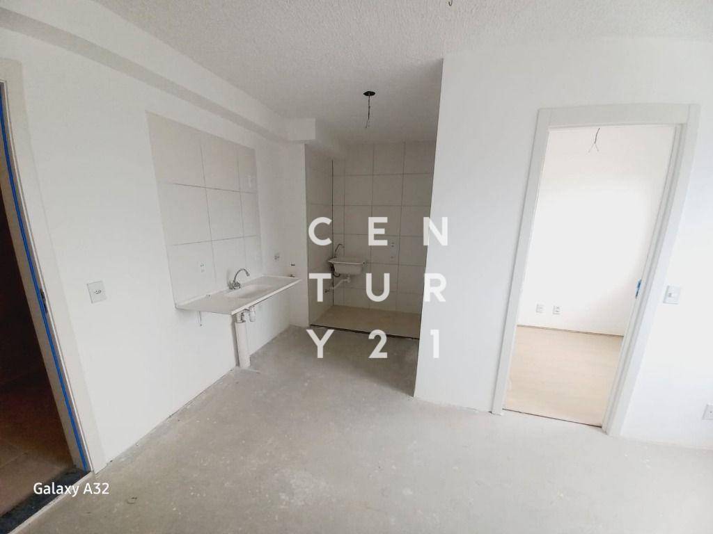 Apartamento à venda com 2 quartos, 35m² - Foto 3