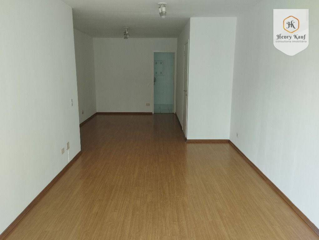 Apartamento para alugar com 3 quartos, 118m² - Foto 1