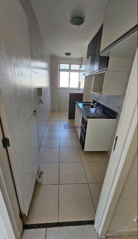 Apartamento à venda com 2 quartos, 70m² - Foto 11