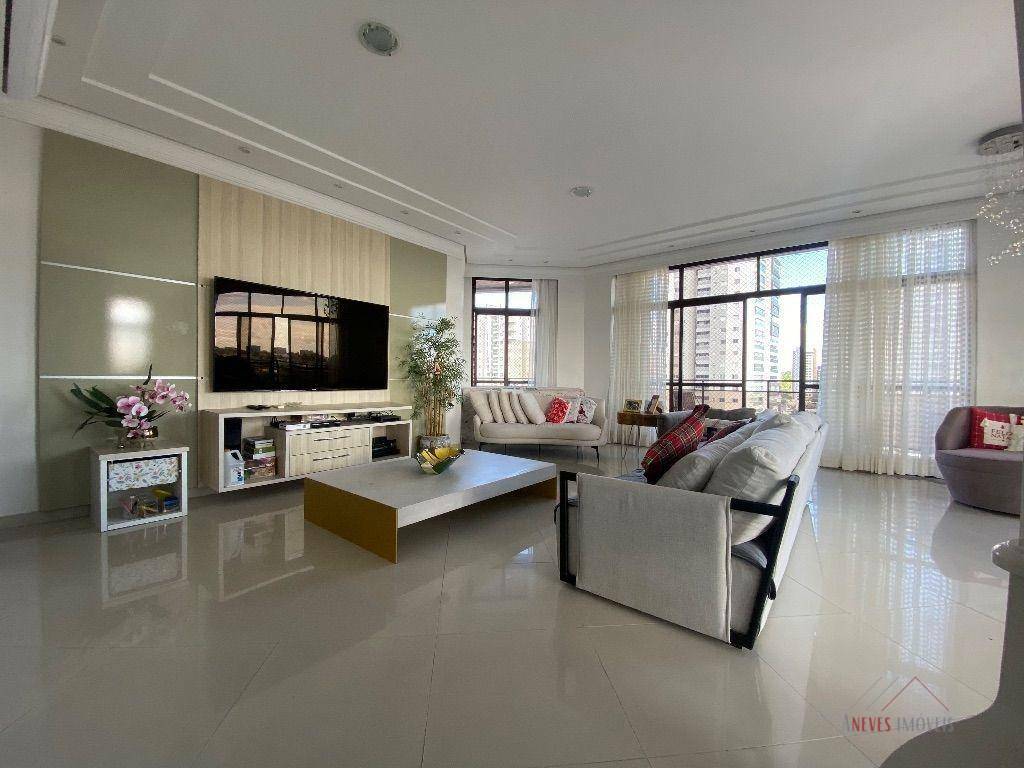 Apartamento à venda com 5 quartos, 396m² - Foto 4