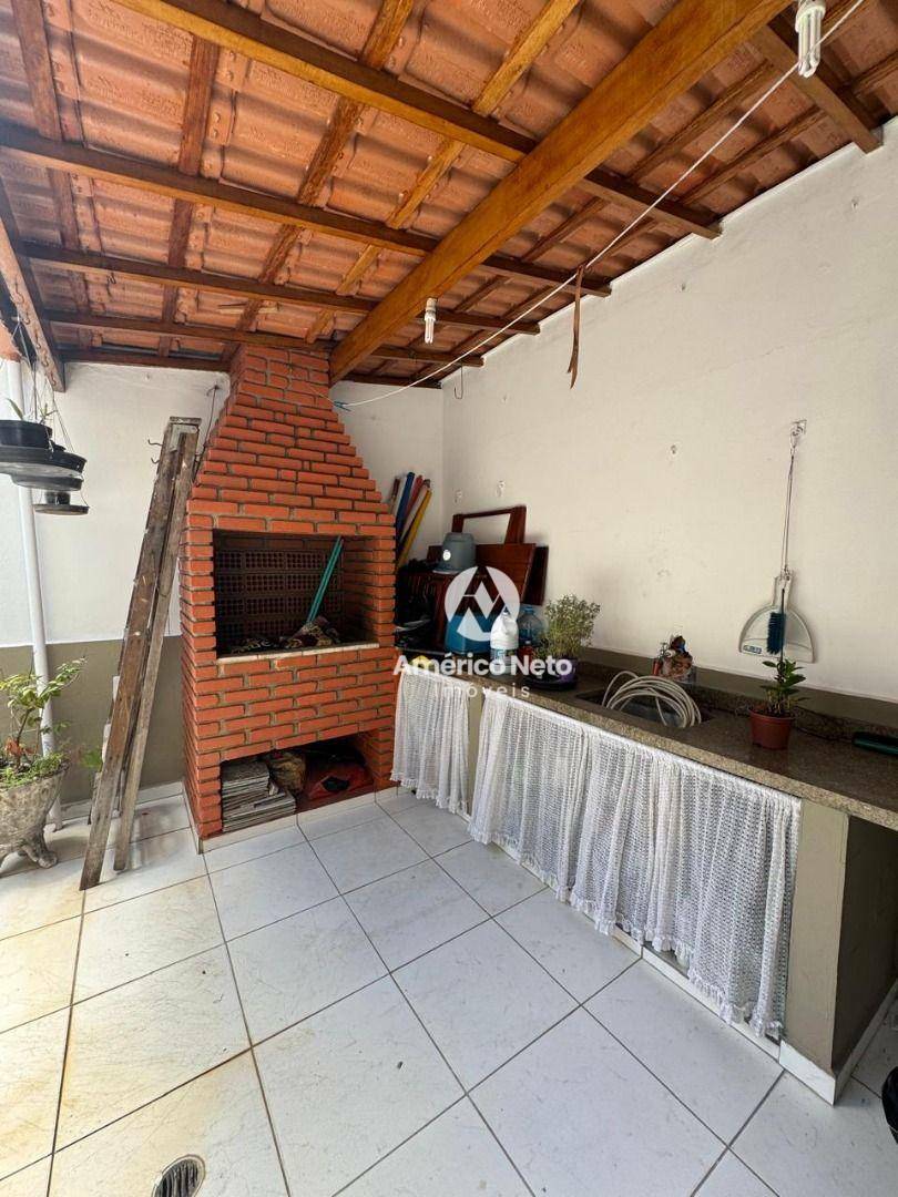 Sobrado à venda com 3 quartos, 220m² - Foto 16