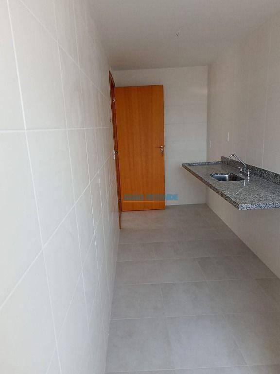 Apartamento à venda com 2 quartos, 57m² - Foto 8