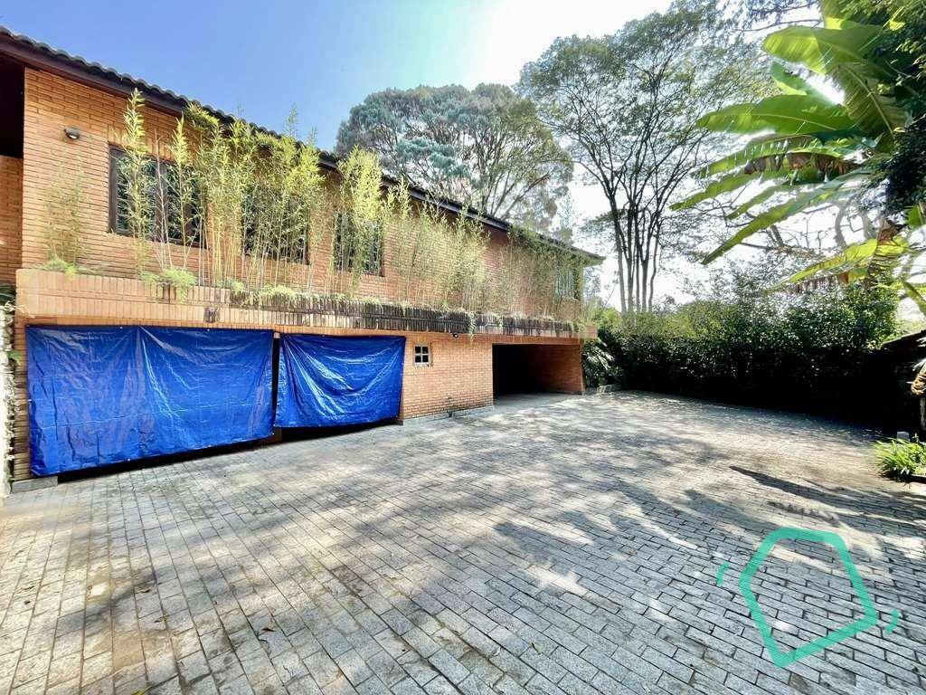 Casa à venda e aluguel com 5 quartos, 923m² - Foto 6