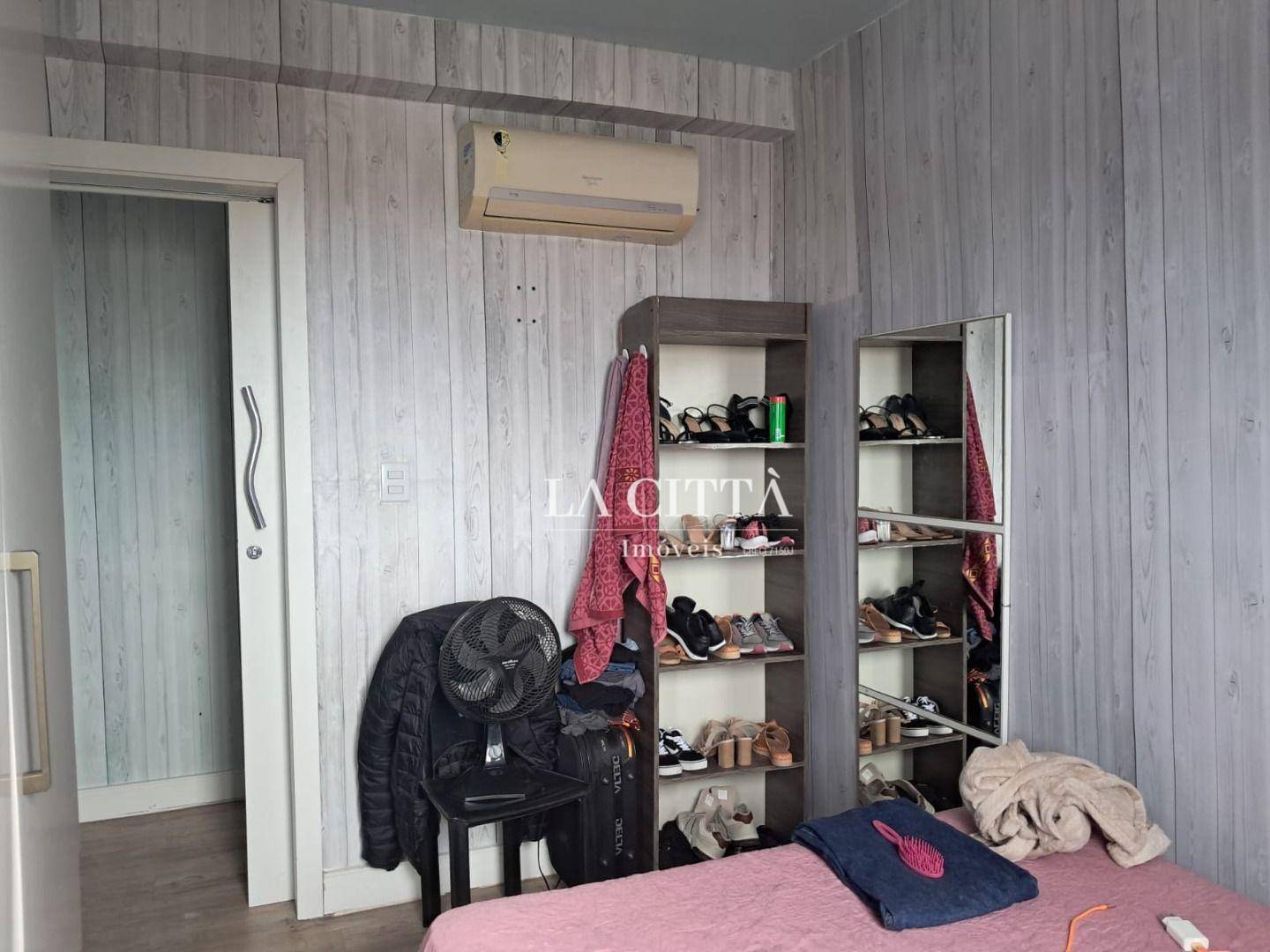 Apartamento à venda com 2 quartos, 61m² - Foto 11