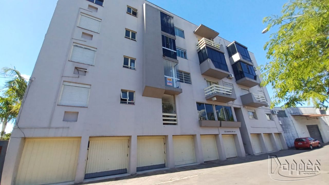 Apartamento à venda com 2 quartos, 64m² - Foto 1