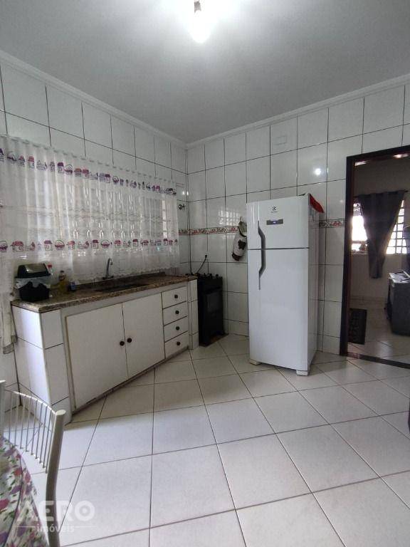 Casa à venda com 3 quartos, 123m² - Foto 3
