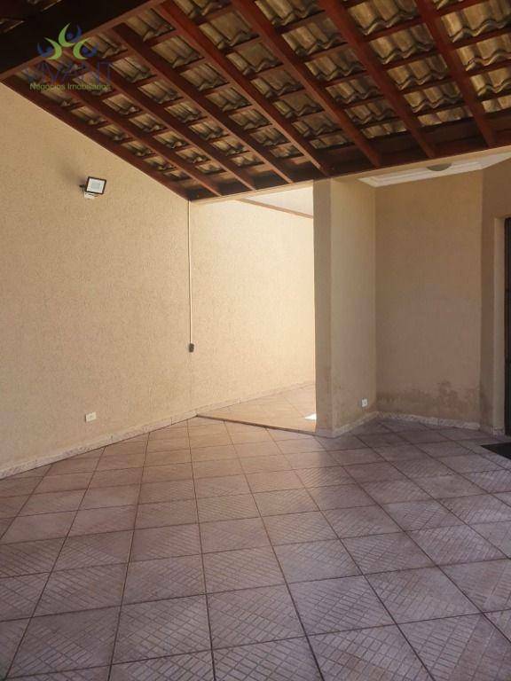 Sobrado à venda com 3 quartos, 200m² - Foto 20