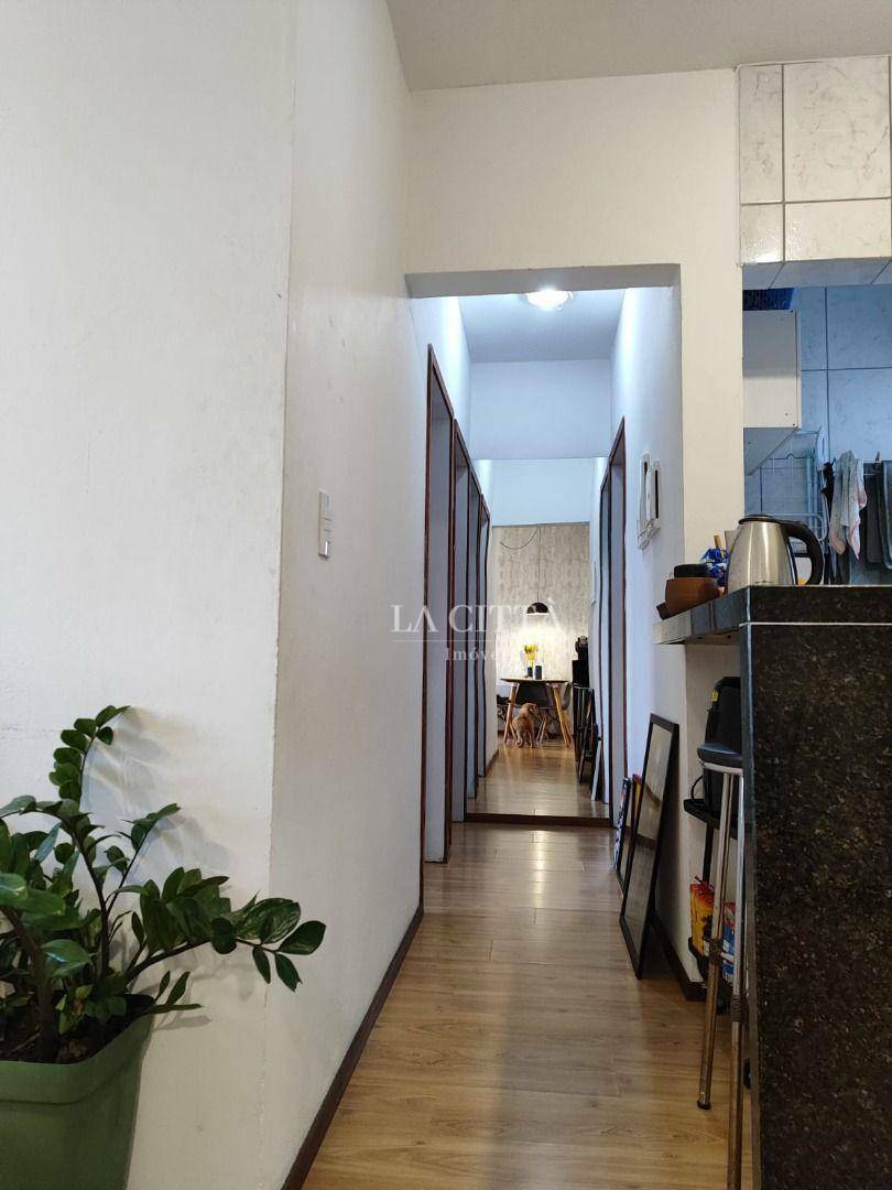 Apartamento à venda com 2 quartos, 55m² - Foto 3