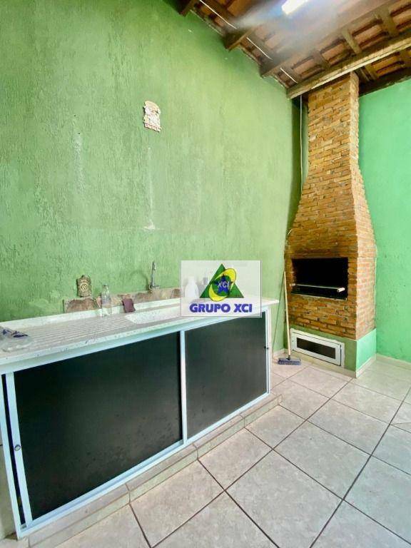 Casa à venda com 3 quartos, 16250m² - Foto 15