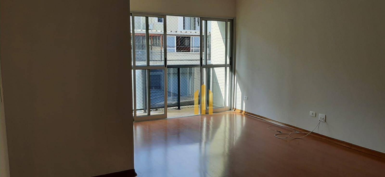 Apartamento para alugar com 3 quartos, 80m² - Foto 2