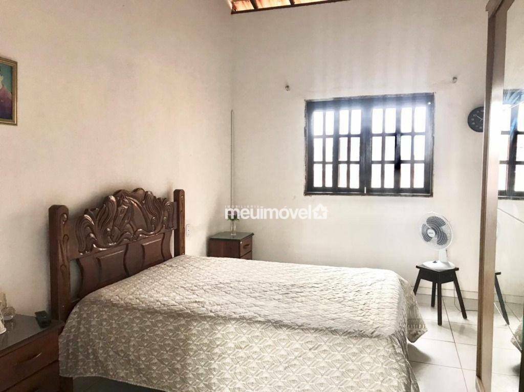 Casa à venda com 3 quartos, 450m² - Foto 13