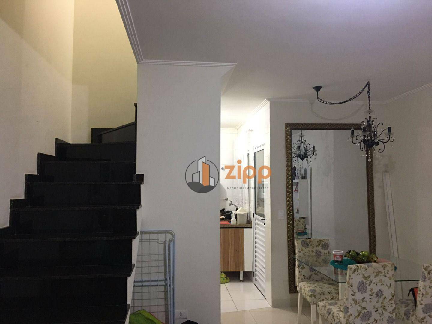 Sobrado à venda com 2 quartos, 64m² - Foto 5